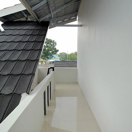 Oyo 739 Guest House Si Kancil Bengkulu Exterior foto